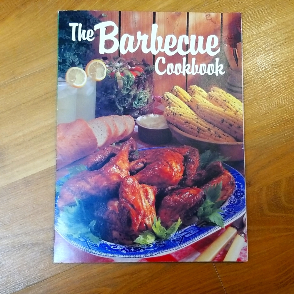 The Barbecue Cookbook Vintage copyright 1988 Oxmoor House